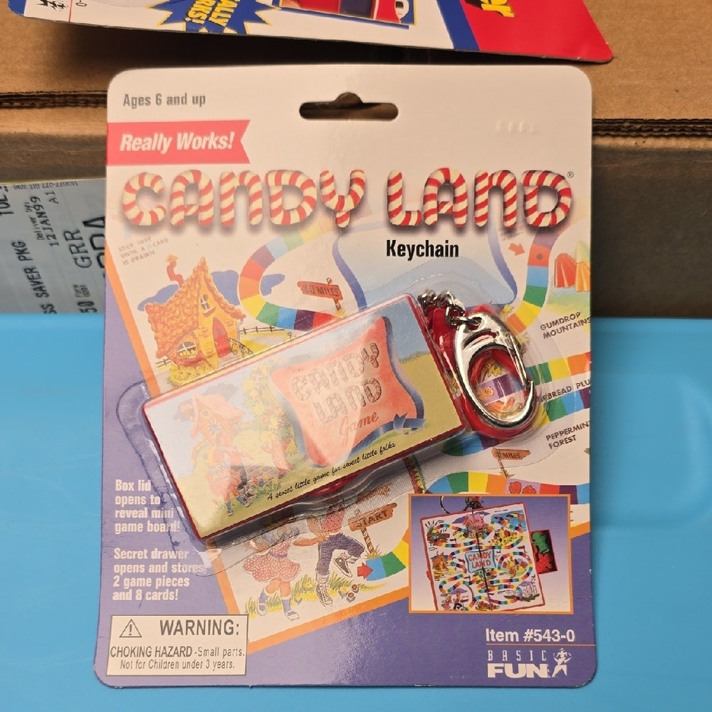 View-Master and Candy Land Keychains - Picture 5 of 11